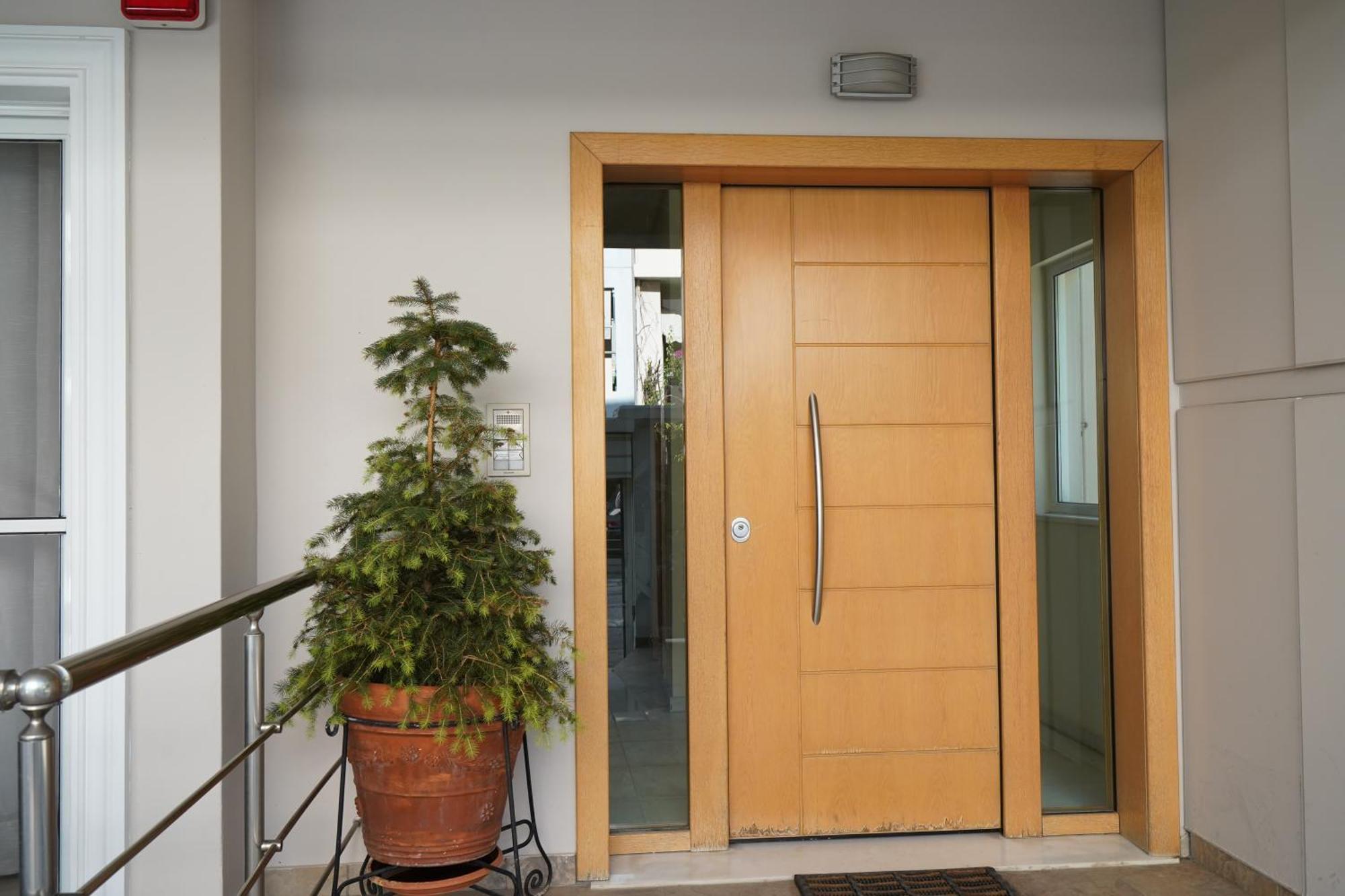 Garden Apartment Next To The Mall -Private Parking Atenas Exterior foto